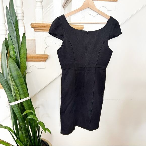 BCBGeneration Womens Black Cap Sleeve Round Neck Lined Sheath Dress Size 2 - Picture 5 of 5